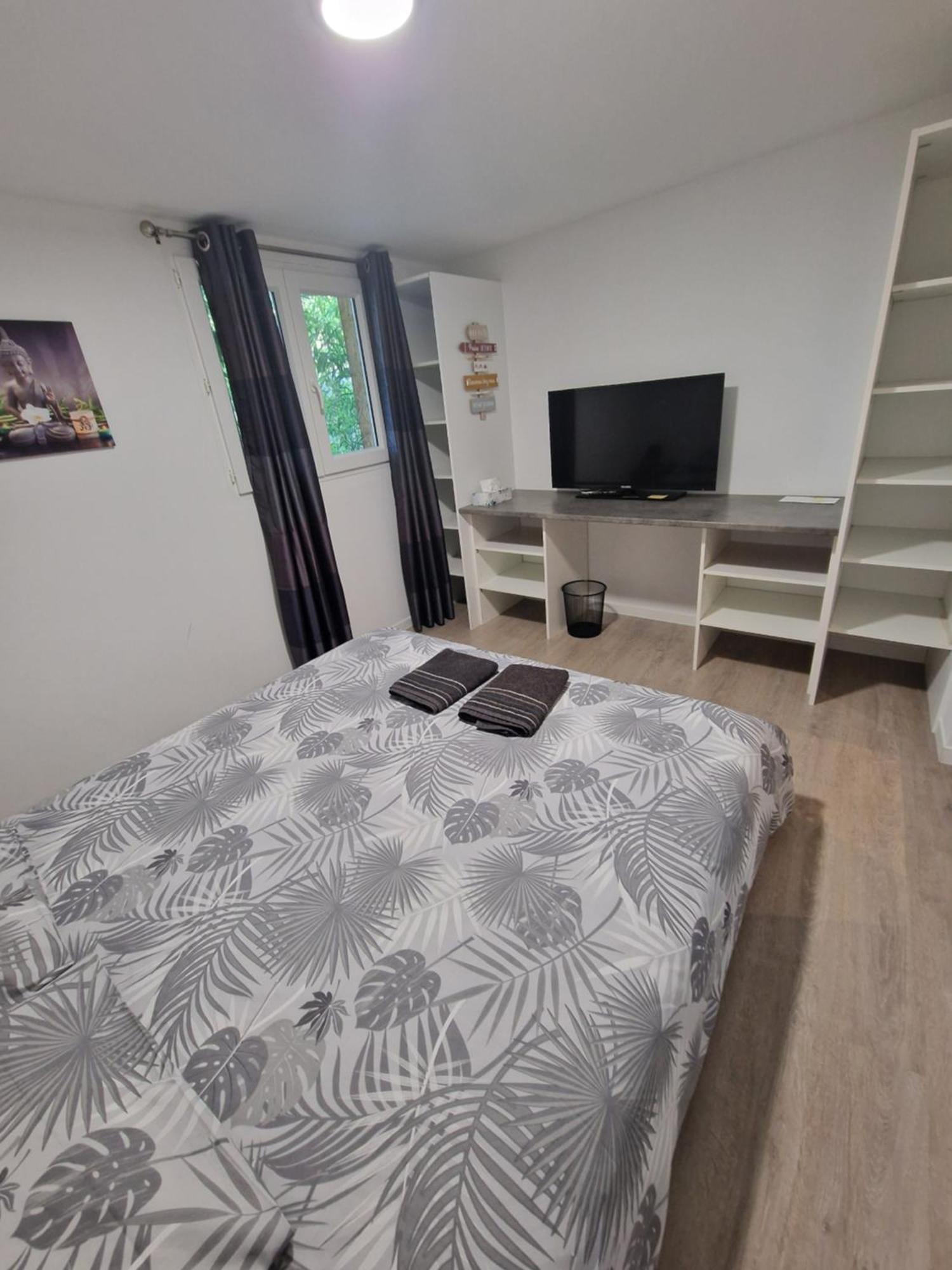 Chambre Chez L Habitant Petit Dejeuner Compris Frejus Exterior photo